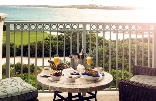 Rokers Point Villa | Luxury 3-Bedroom Residence with Resort Amenities