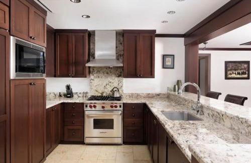 Vail Apartment | Luxury 3 Bedroom Residence At The Four Seasons In Vail Village