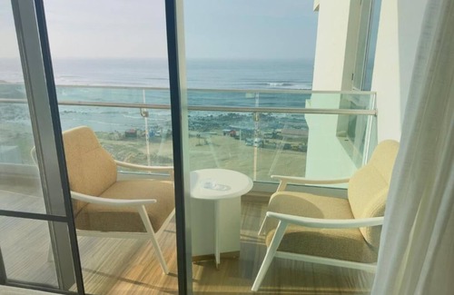 Ngor Apartment | Luxury 3-bedroom seafront apartment, terrace, swimming pool, sports, 24/7 security