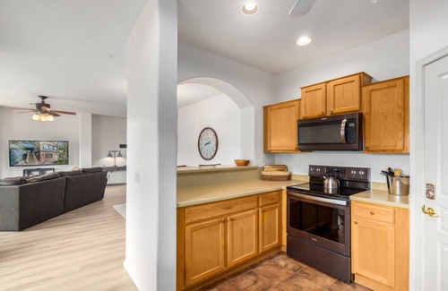Town Center Condo | Luxury 3 Bedroom + Office/Den Condo Fountain Hills