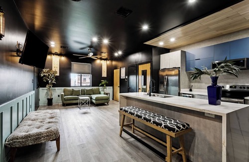 Faubourg Lafayette Villa | Luxury 3 bedroom Villa with private Rooftop