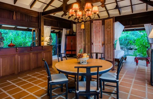 Nuea Khlong Villa | Luxury 3 Bedroom Villa Baan Raj !!
