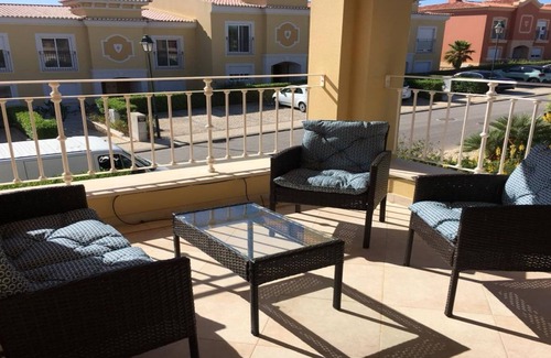 Atalaia House | Luxury 3 Bedroom Villa on Boavista Golf Resort, Lagos