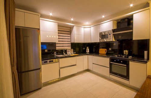 Kalkan House | Luxury 3 Bedroom Villa with Secluded Infinity Pool & Heated Indoor Pool