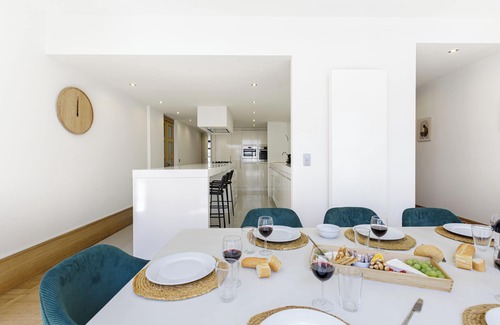 Etterbeek Apartment | Luxury 3 Bedrooms Apartment in Brussels Flagey