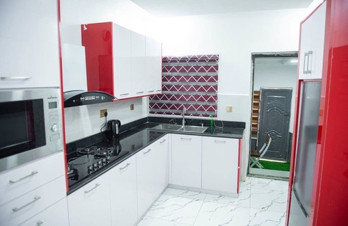 Abuja House | Luxury 3 Beds Apart - 24Hrs Elect/WIFI/Security