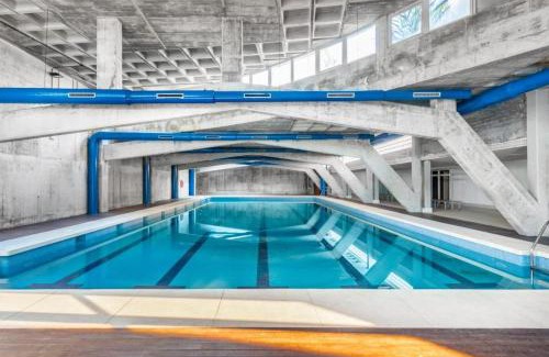 New Golden Mile Villa | Luxury 3 beds Villa inside the Resort and Country Club