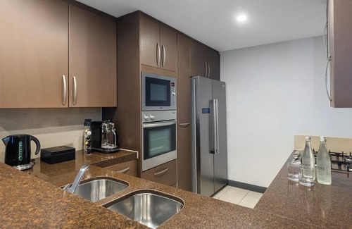 Sydney Central Business District Apartment | Luxury 3 BR Penthouse Suite at Liverpool Sydney CBD