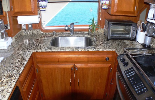 Sun Bay South Boat Rental | Luxury 3 level traditional Yacht