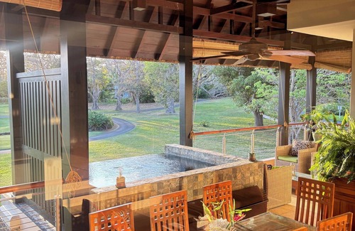 Grand River South East Apartment | Luxury 3 bedroom flat overhanging Anahita Golf Course off Ile aux Cerf