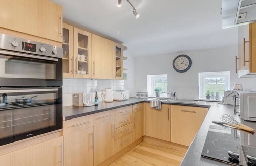 Hethel House | Luxury 3bed annex w/parking & outside space