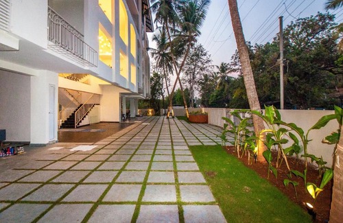 Marra Apartment | Luxury 3bhk private pool penthouse