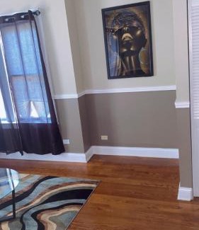 Greater Grand Crossing Apartment | Luxury 3BR, 1BA-5mins from Hyde Park
