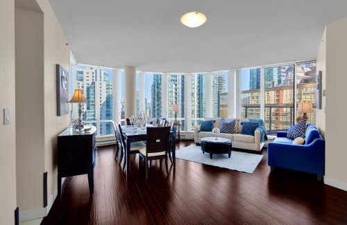 Coal Harbour Apartment | Luxury 3BR Apartment In The Heart Of Downtown - Gorgeous Views!
