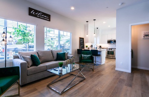 Imperial Beach House | Luxury 3BR Oasis Steps from the Ocean W/Patio & BBQ Grill