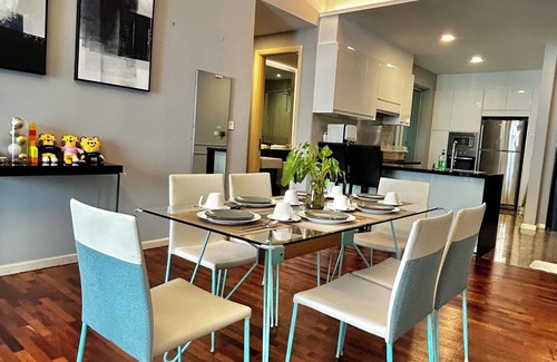 Bunga Paya Pantai Apartment | LUXURY 3BR Penthouse I The ShorenHotel & Residence I Seaview InPoolview 1 6-9Pax