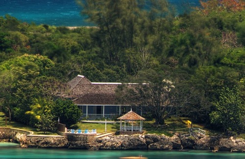 Discovery Bay Villa | Luxury 4 Bed Cottage in Discovery Bay, Jamaica - Fully Staffed