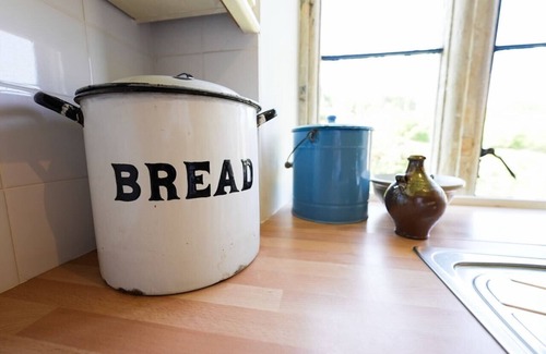 Beaminster House | Luxury 4 Bed Farmhouse on Rewilding Estate