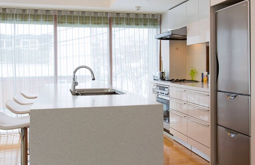 Hirafu House | Luxury 4 Bed Ski Chalet in Hirafu, Niseko Chalet 1006