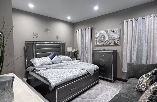 Girard Estates Apartment | Luxury 4 Bedroom Apartment in Philadelphia