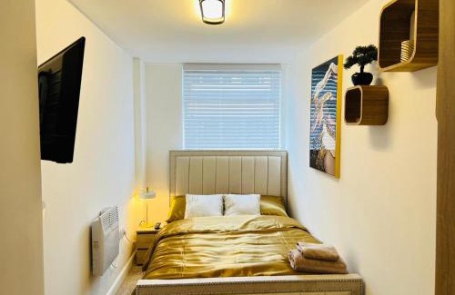 Luton Apartment | Luxury 4 Bedroom Apartment