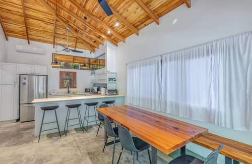 Playa Guiones House | Luxury 4 Bedroom Home - steps to beach in Nosara