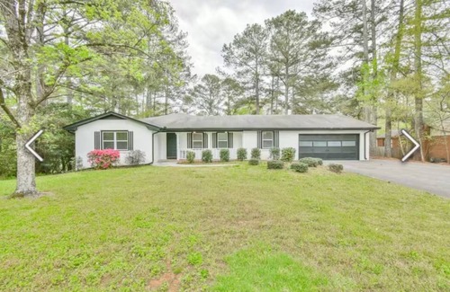 East Cobb House | Luxury 4 bedroom home in East Cobb