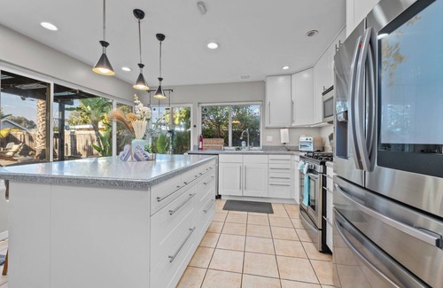 Mira Mesa House | Luxury 4-bedroom in terrific San Diego with Detached Studio &Backyard Oasis