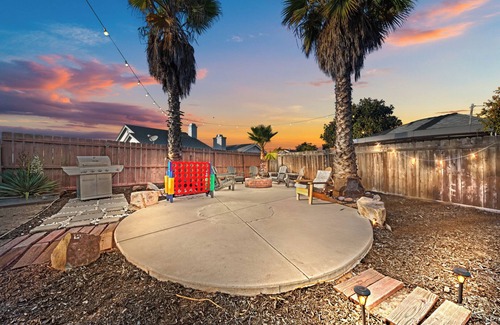 Mira Mesa House | Luxury 4-bedroom in terrific San Diego with Detached Studio &Backyard Oasis