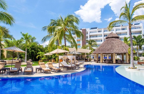 Nuevo Vallarta Resort | Luxury 4 Bedroom Ocean Front Residence
