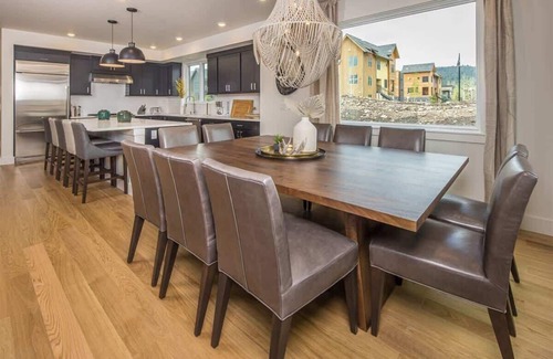 Big Sky House | Luxury 4 Bedroom Townhome Big Sky Town Center