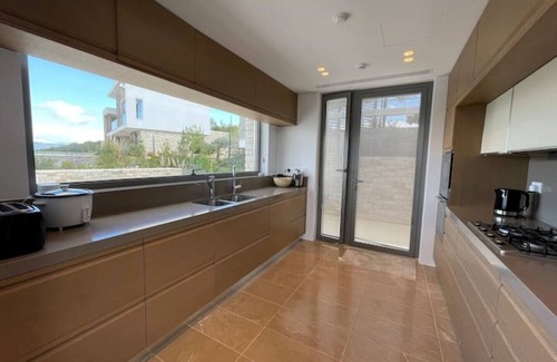 Tsada Villa | Luxury 4-bedroom villa with infinity pool
