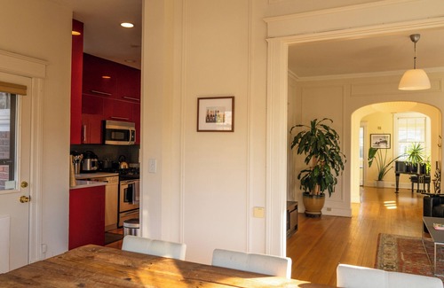 Crestwood House | Luxury 4 BR Private Home in Crestwood NW w/40' Heated Pool