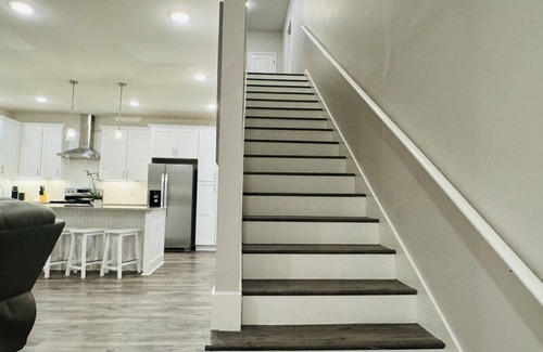 Augusta House | Luxury 4B/4.5b Home, EV Charger, deck by MCG #2