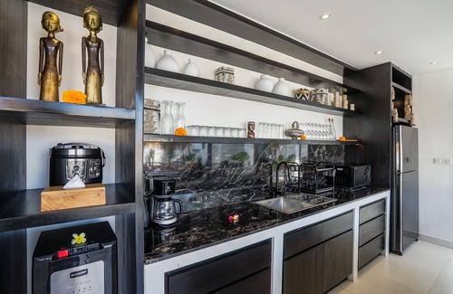 Cemagi Villa | Luxury 4BR Private Villa within walking distance to the Beach