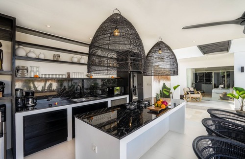 Cemagi Villa | Luxury 4BR Private Villa within walking distance to the Beach
