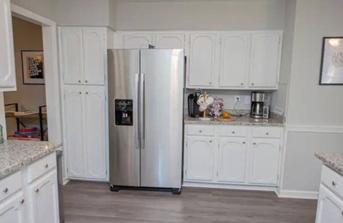 Salisbury House | Luxury 4BR Retreat Haven