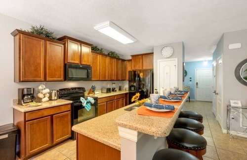 Thousand Oaks Villa | Luxury 4BR Retreat w/Pool, Game Room & Close to Disney Attractions
