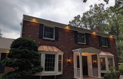 Melville House | Luxury 5-Bdrm Retreat