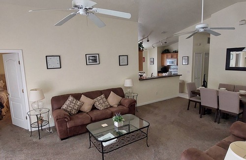Sandy Ridge Villa | Luxury 5 Bed 3 Bath Villa, South Facing Pool & Spa, Games Room, Quiet Location