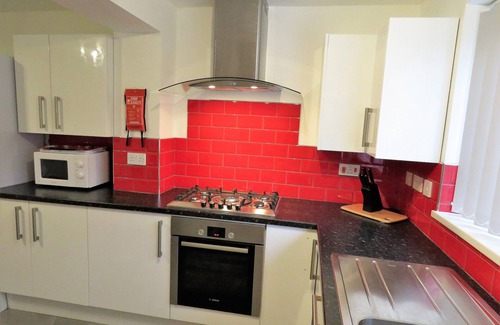 Little Hay House | Luxury 5 Bed/4 bath house nr Birmingham Airport/NEC/Resort World/Gentings