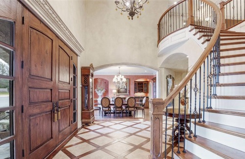 South Tulsa House | Luxury 5 Bed 7 Bath Home in Gated Community