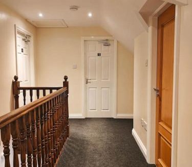 Solihull Apartment | Luxury 5-bed House near NEC & BHX