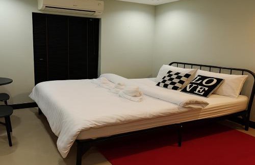 Na Chom Thian Villa | Luxury 5 Bedroom Funplace Pool Villa in Pattaya