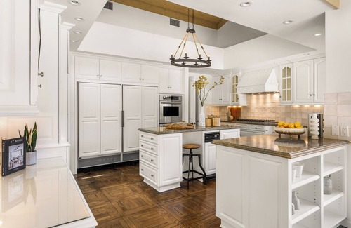 North Tustin House | Luxury 5-bedroom OC estate with US Open surface tennis court near Disneyland