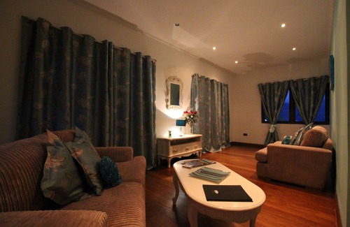 Glacis Villa | Luxury 5 Bedroom Villa
