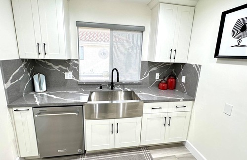 West Covina Villa | Luxury 5-bedroom villa in wonderful West Covina