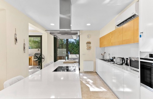 Aphrodite Hills Villa | Luxury 5 Bedroom Villa Within Aphrodite Hills Golf Resort With Heated Pool