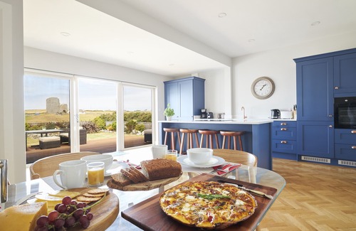 Doolin House | Luxury 5 Bedroom Villa with Hot Tubs in Doolin Village beside Cliffs of Moher.
