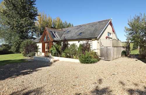 Crediton Cottage | Luxury 5* cottage and plenty of fun for all.